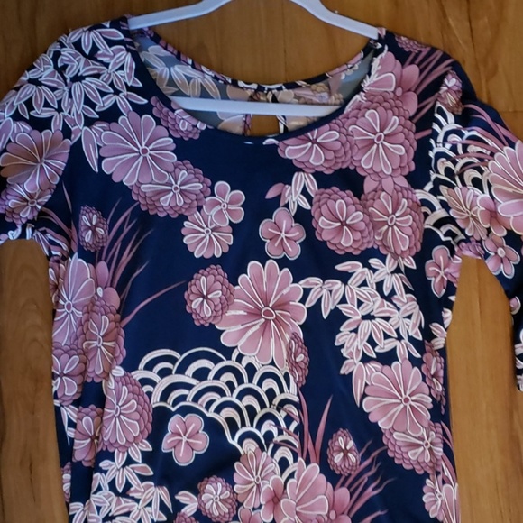 Floral Blouse - Picture 2 of 6